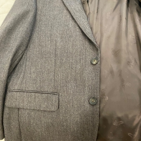 Kenneth Cole Awearness Herringbone Wool Blazer 44R Slim Fit - Picture 4 of 10